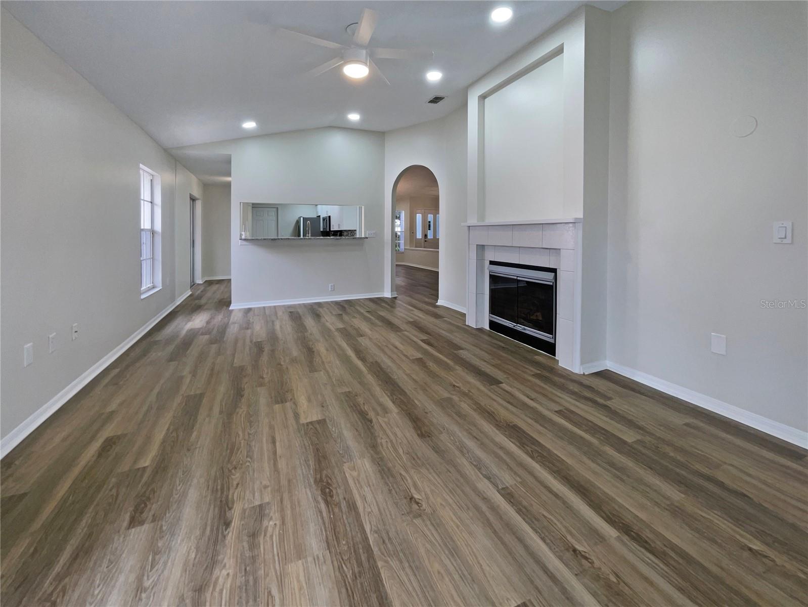 FAIRWAY LAKES AT PALM AIRE - Residential