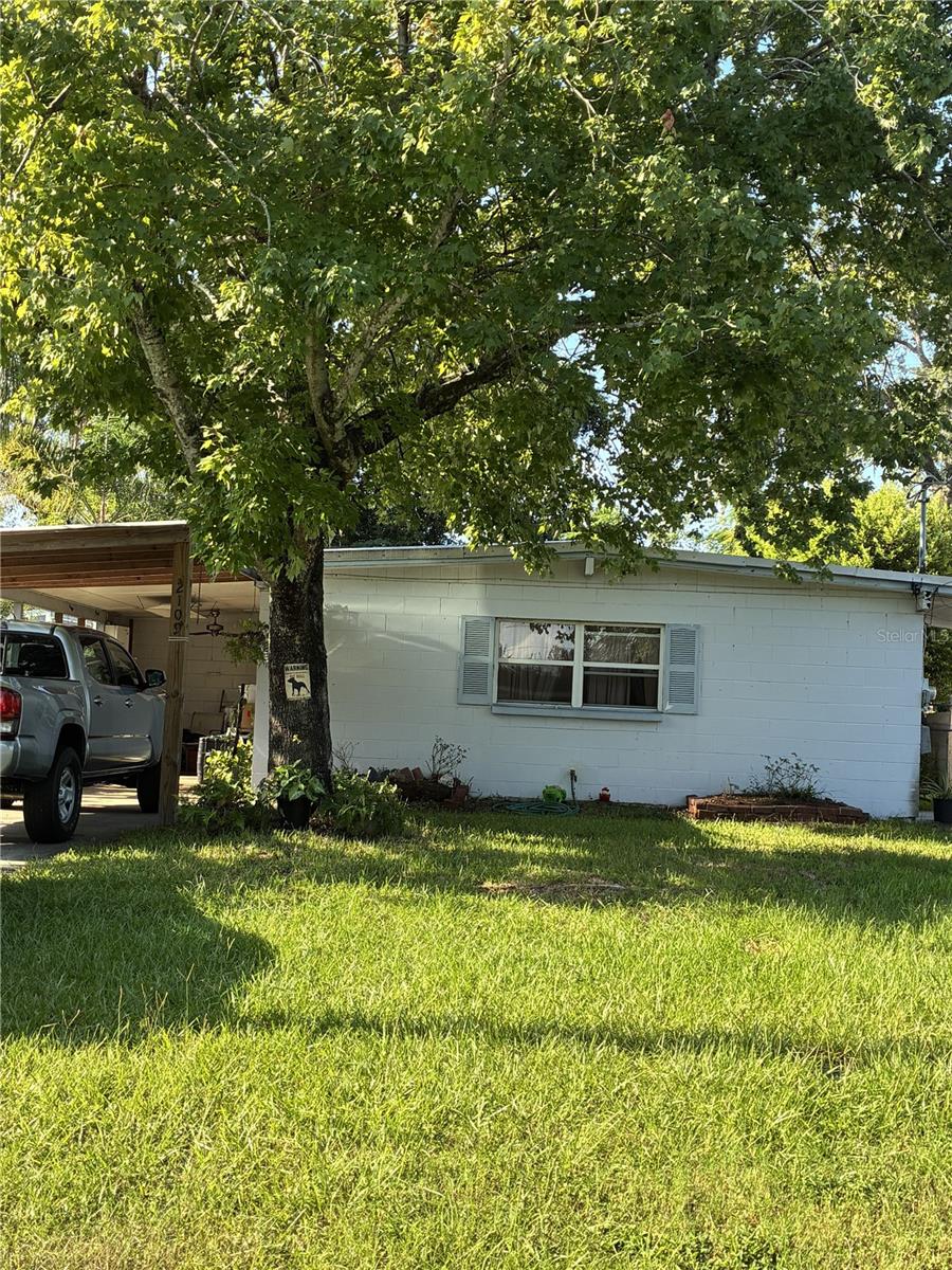 Photo of 2109 E 97th Avenue, Tampa, FL 33612 (MLS # TB8540551)