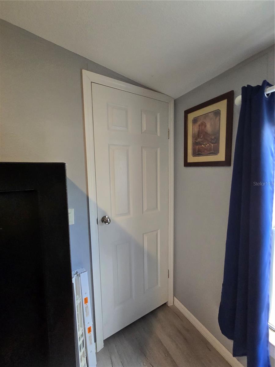 FAIRMONT - Residential