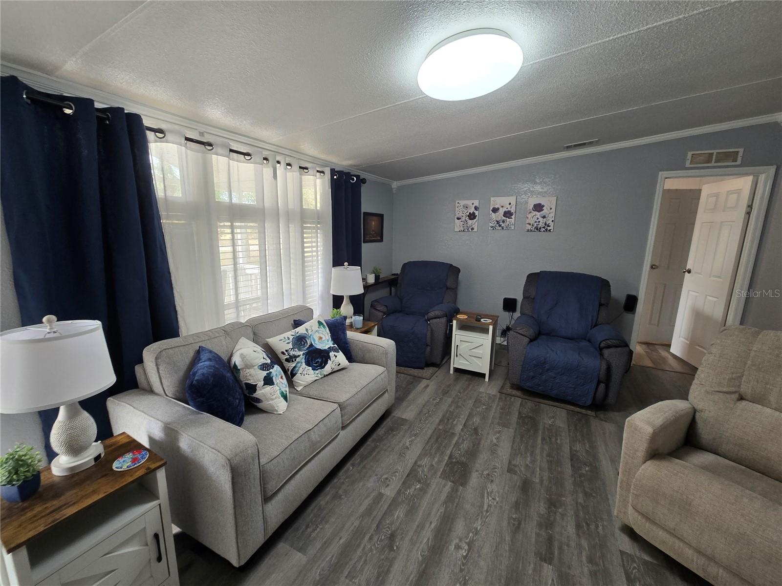 FAIRMONT - Residential