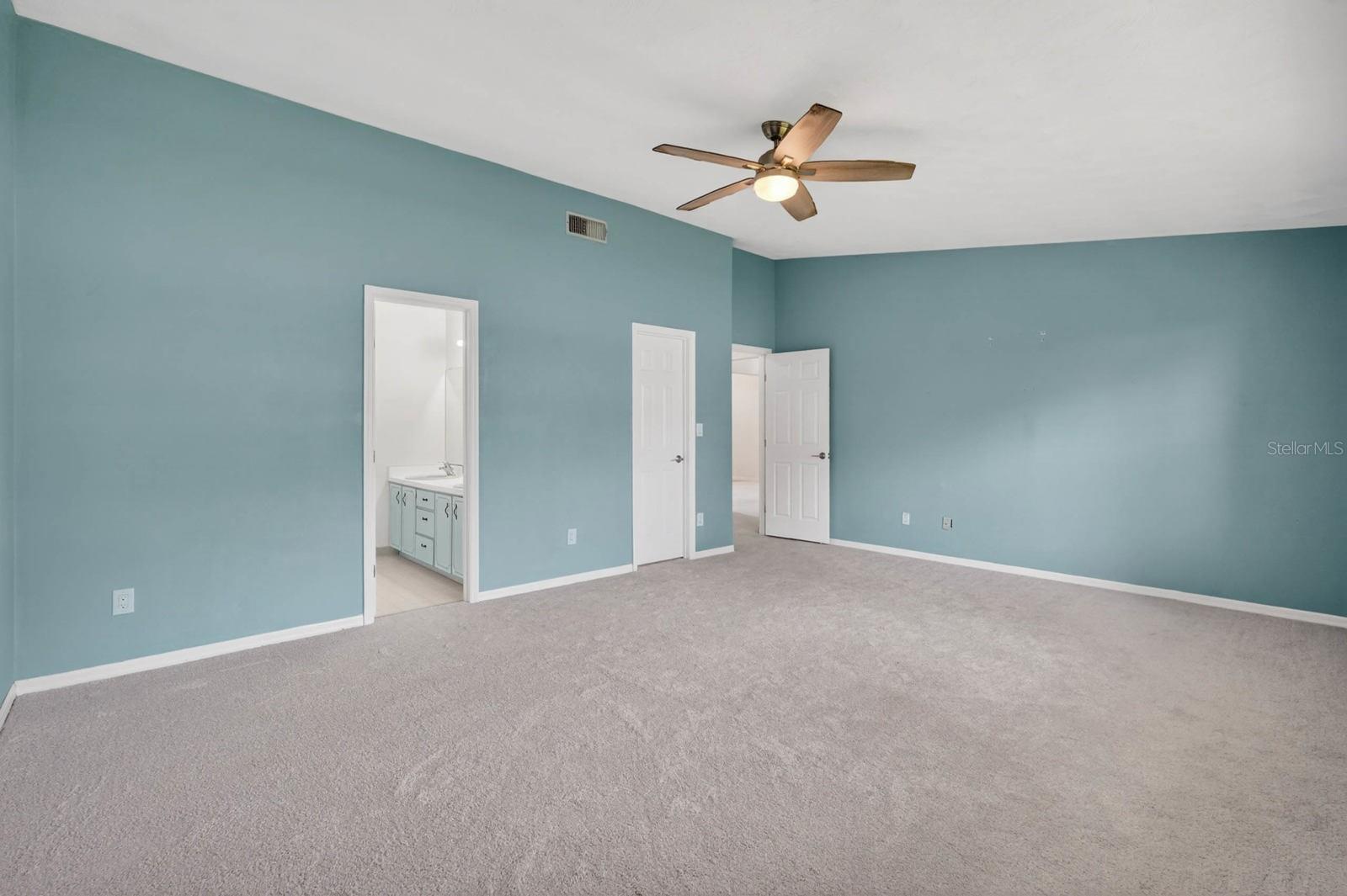 LONE OAK UNIT 02 - Residential