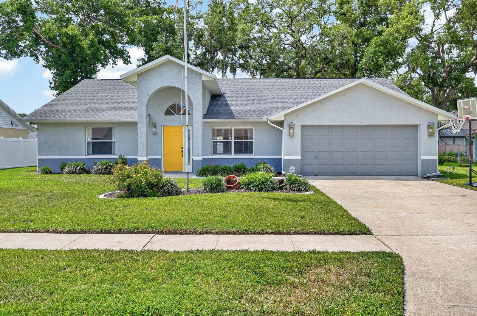 LONE OAK UNIT 02 - Residential
