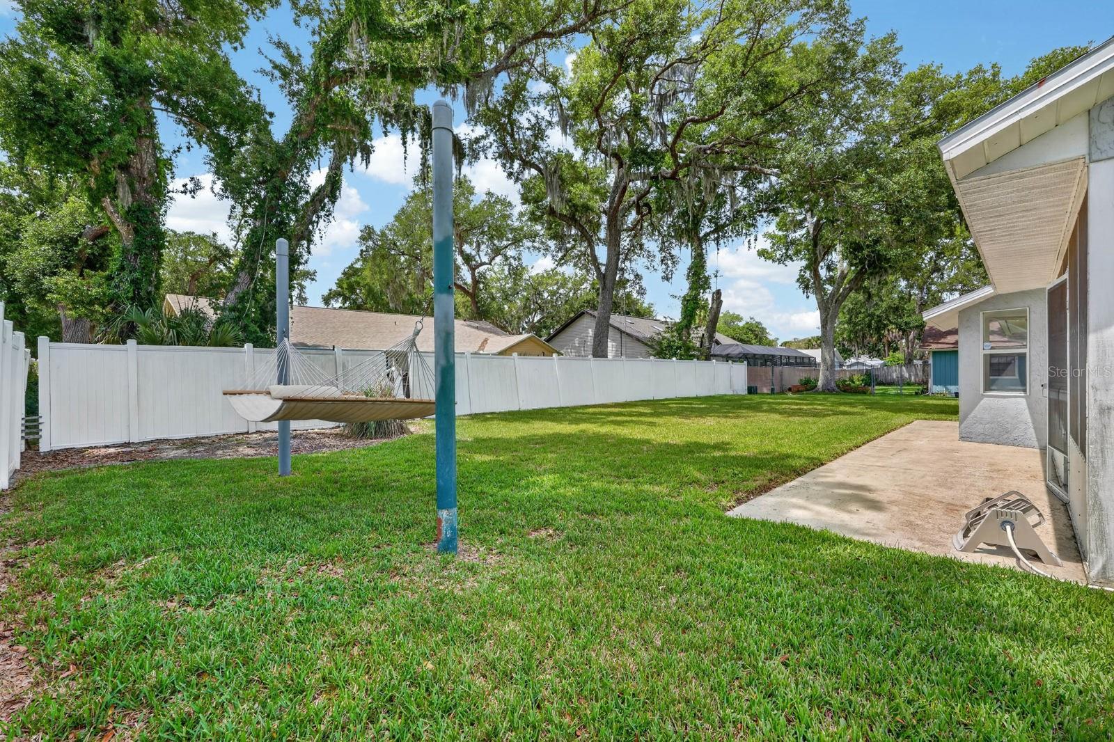 LONE OAK UNIT 02 - Residential