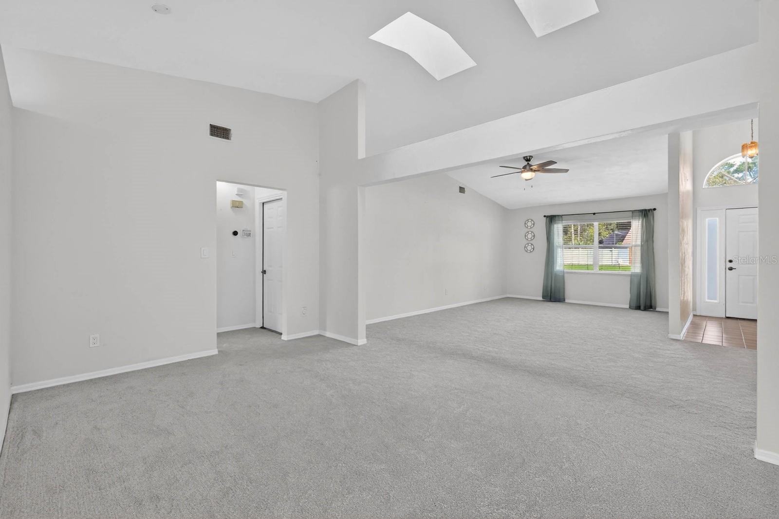 LONE OAK UNIT 02 - Residential