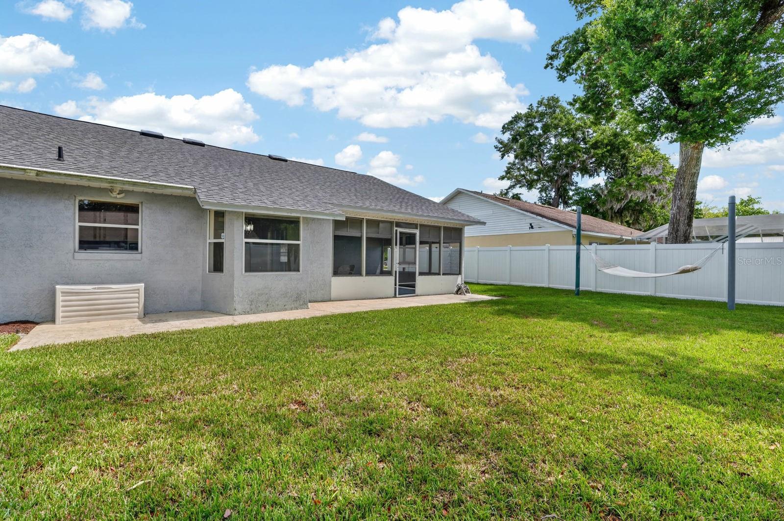 LONE OAK UNIT 02 - Residential