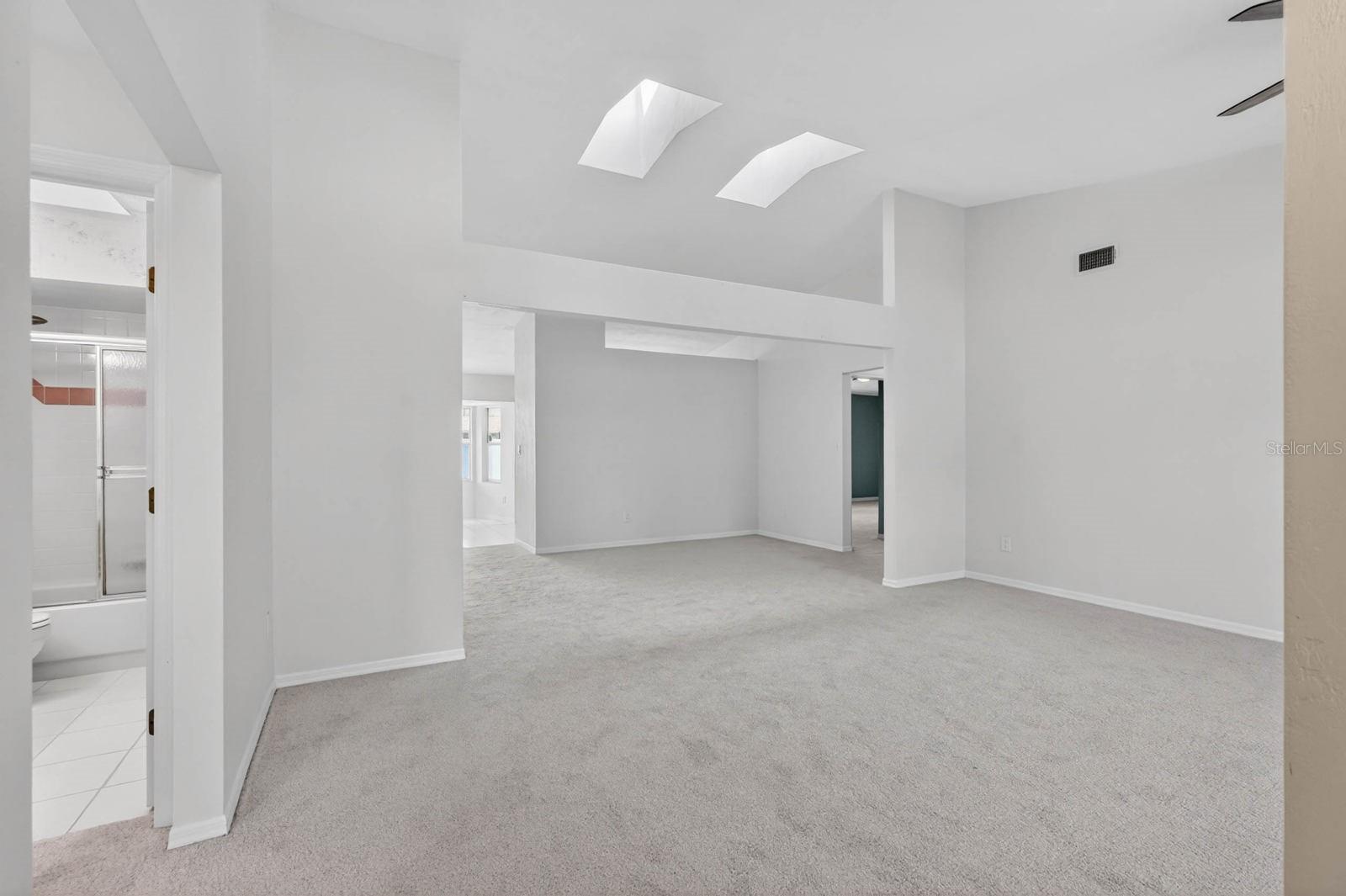 LONE OAK UNIT 02 - Residential