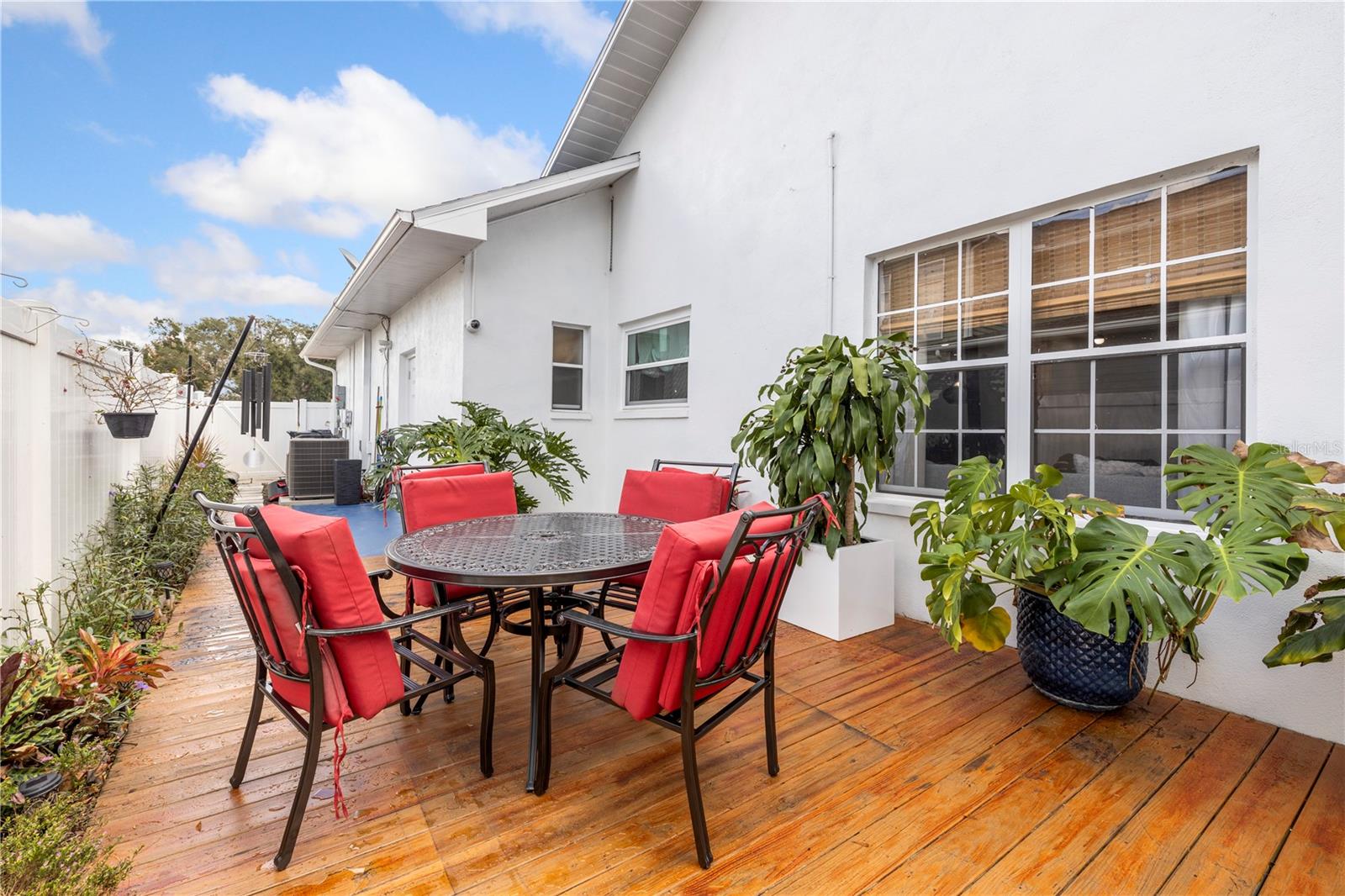 HALLELUJAH SUB - Residential