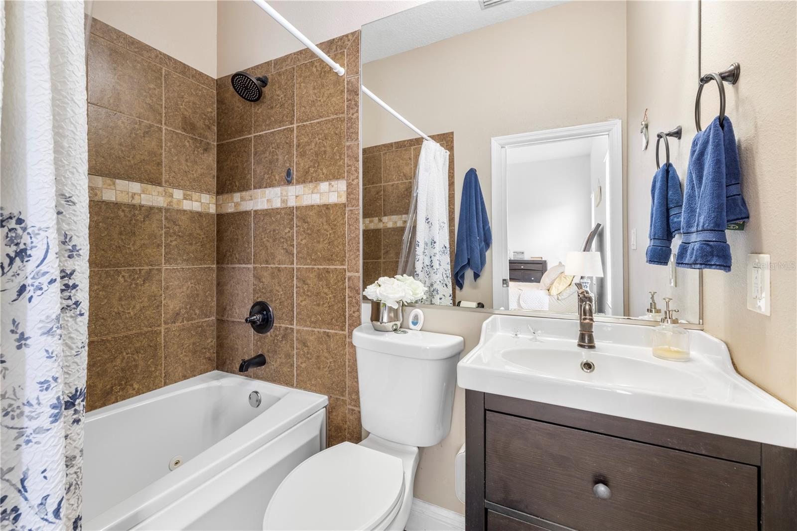 HALLELUJAH SUB - Residential