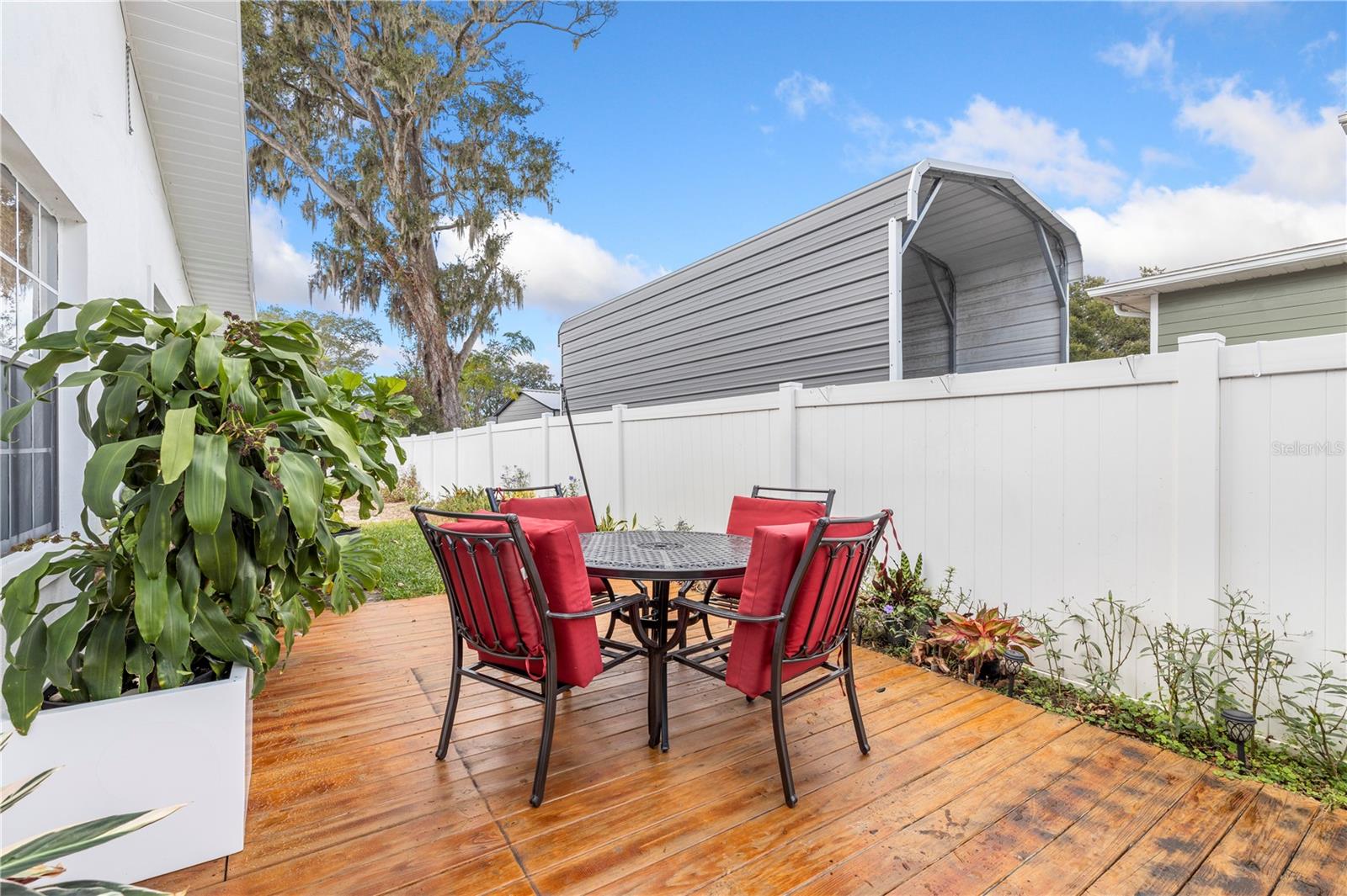 HALLELUJAH SUB - Residential