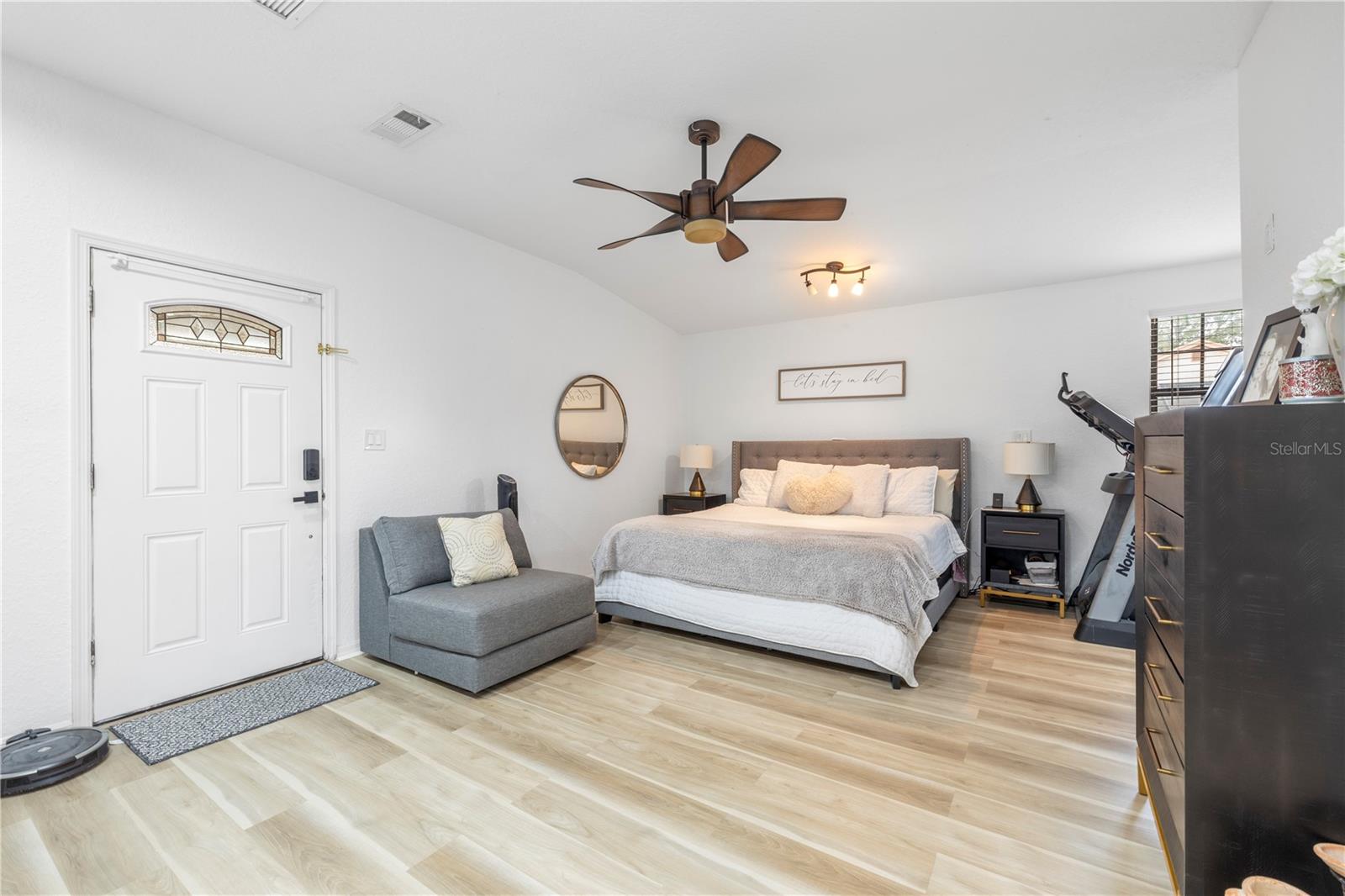 HALLELUJAH SUB - Residential