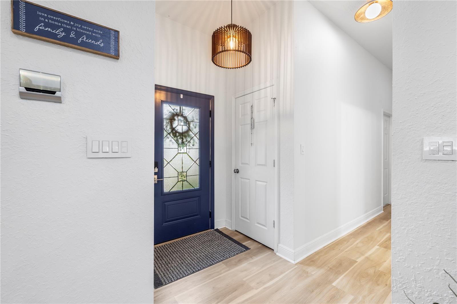 HALLELUJAH SUB - Residential