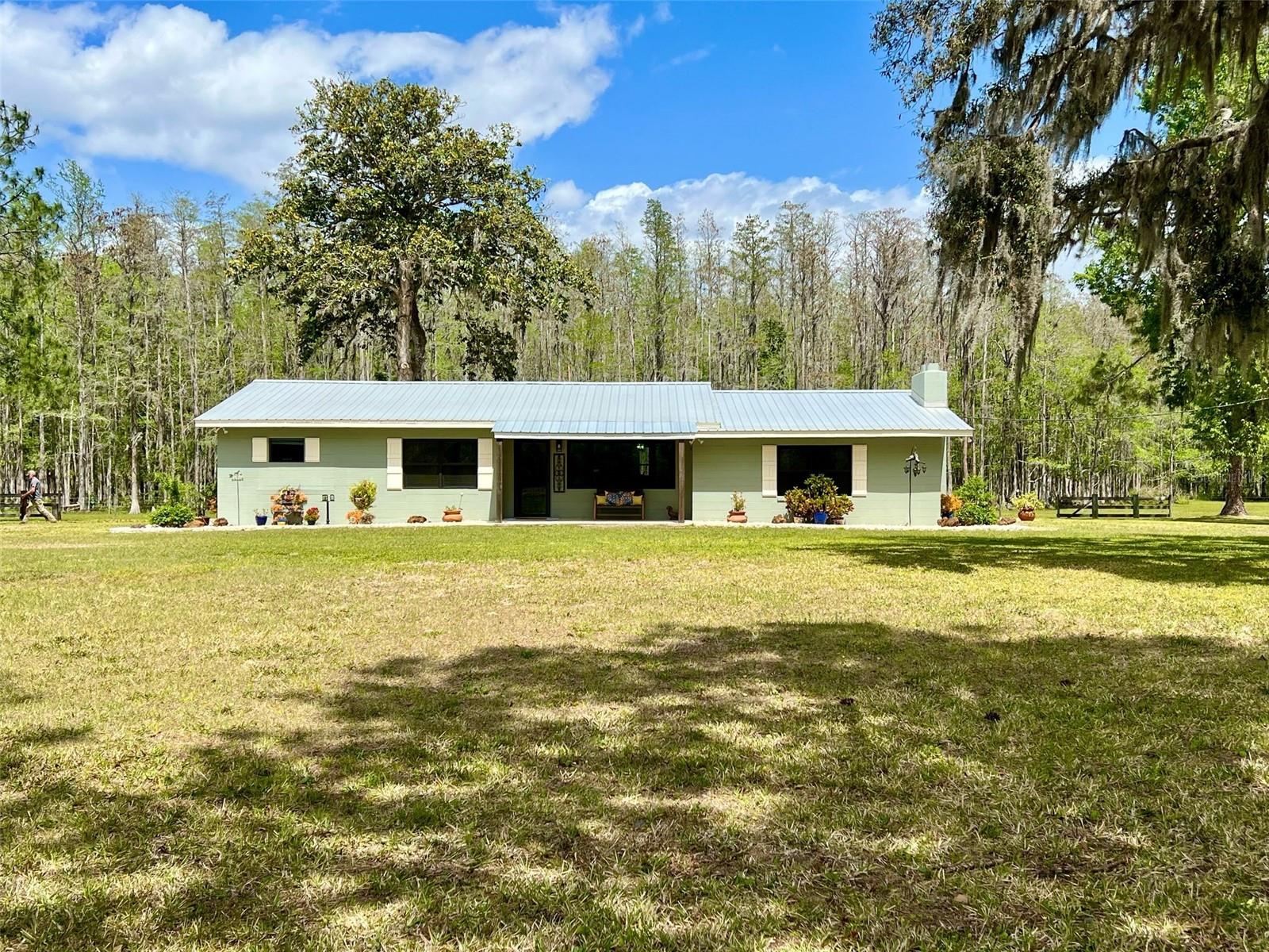 1464 MOUNT PLEASANT ROAD