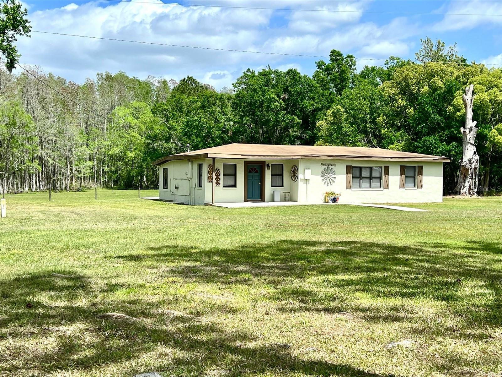 1464 MOUNT PLEASANT ROAD