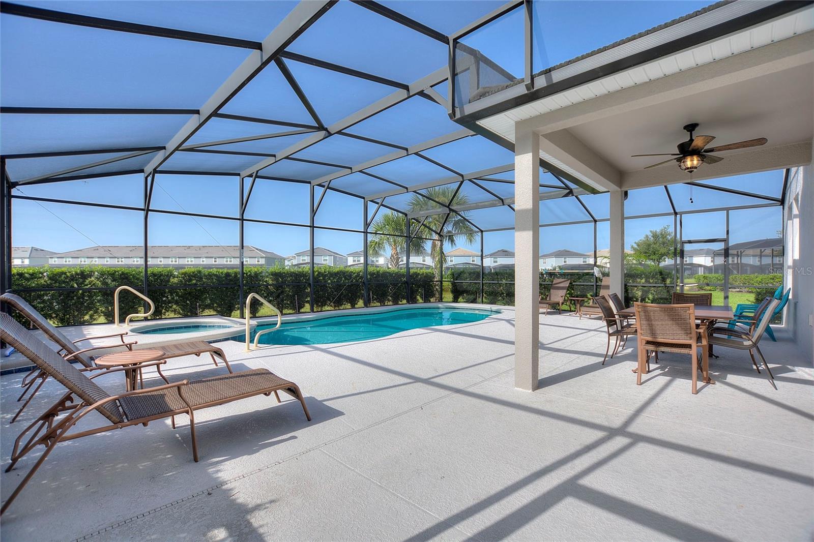 OAKMONT PH 01 - Residential