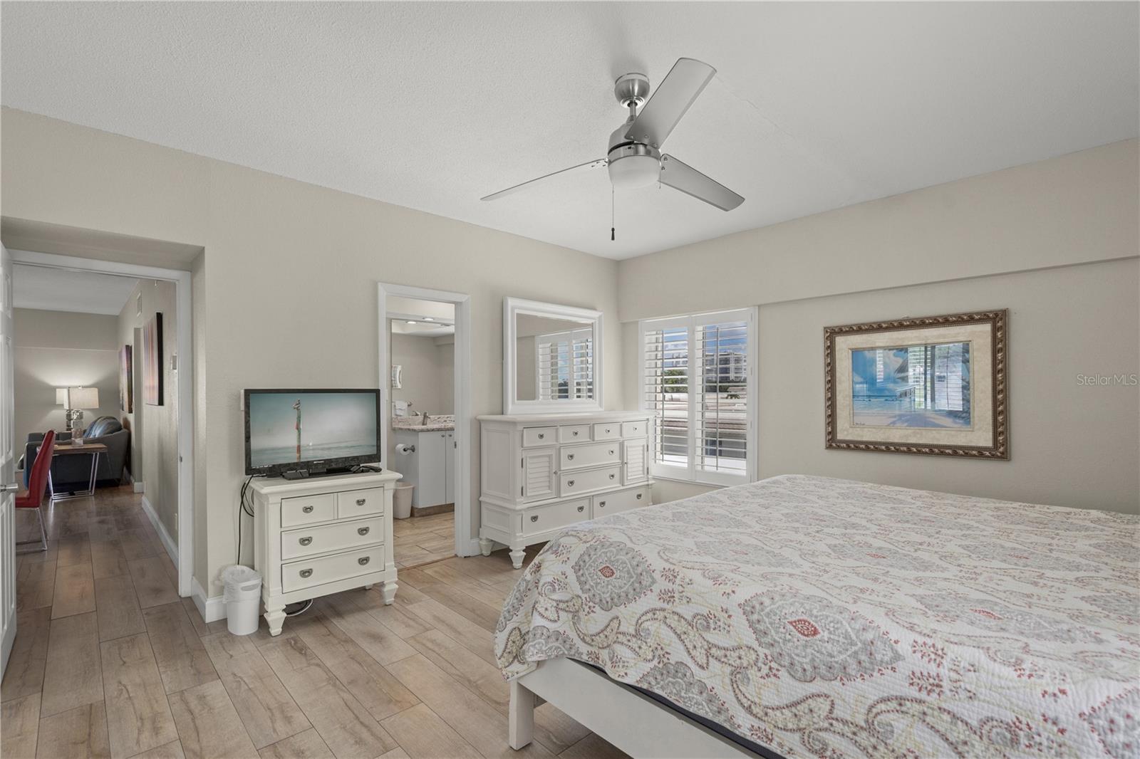 ISLAND HOUSE - Residential