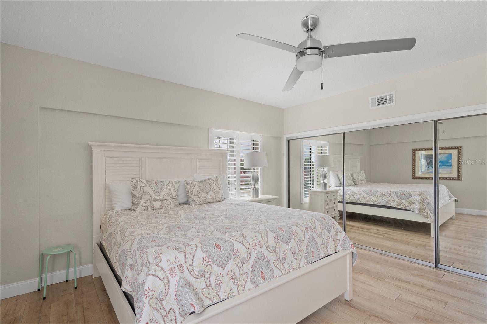 ISLAND HOUSE - Residential