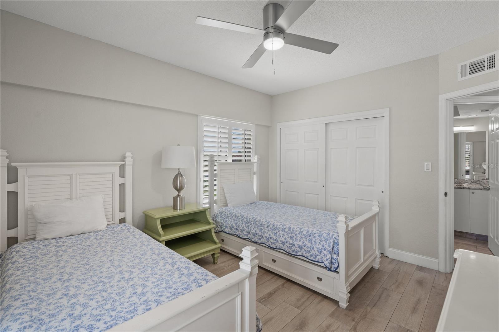 ISLAND HOUSE - Residential