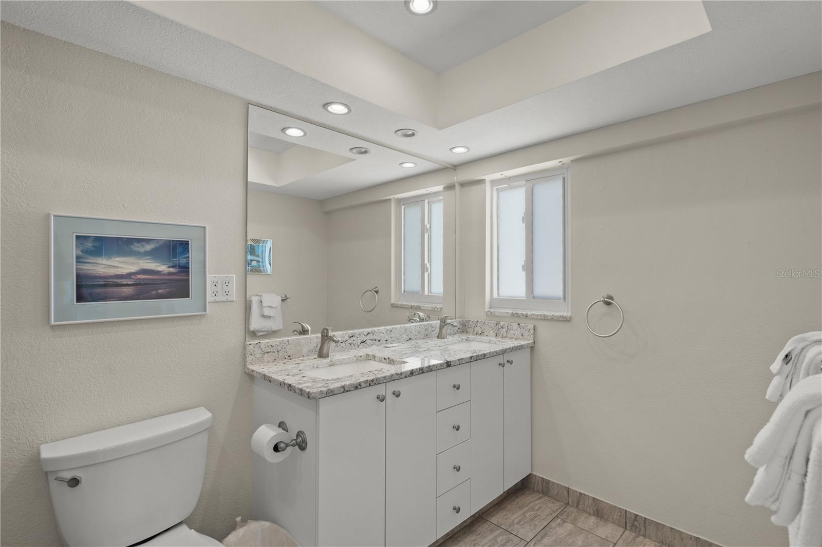 ISLAND HOUSE - Residential