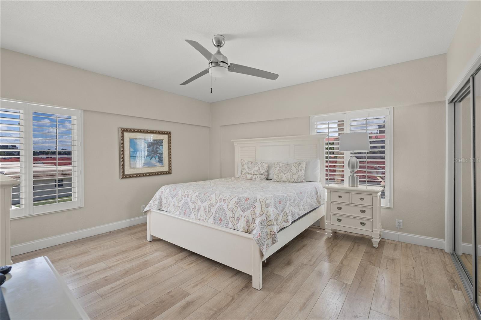 ISLAND HOUSE - Residential