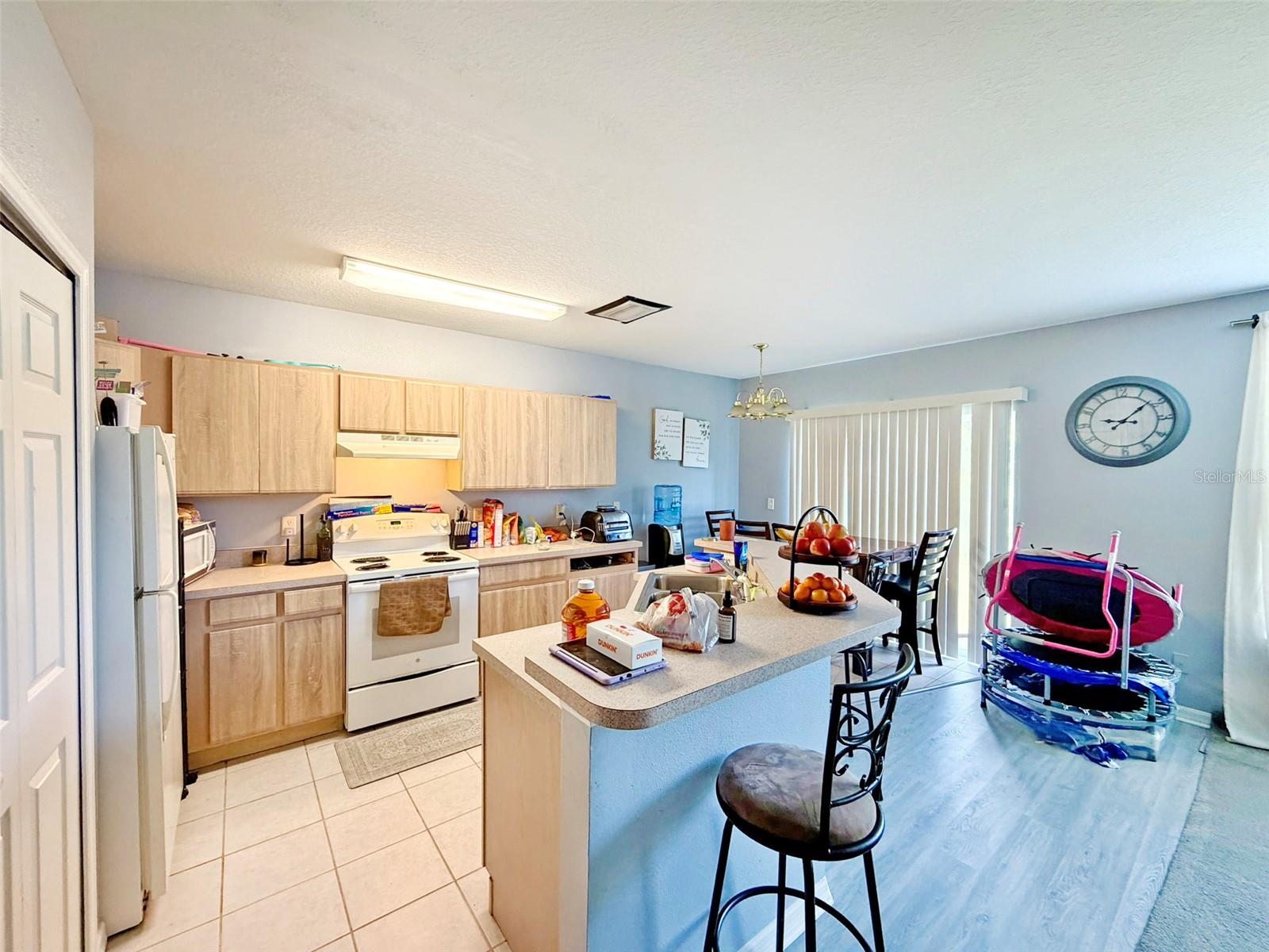 6225 OLIVEDALE DRIVE