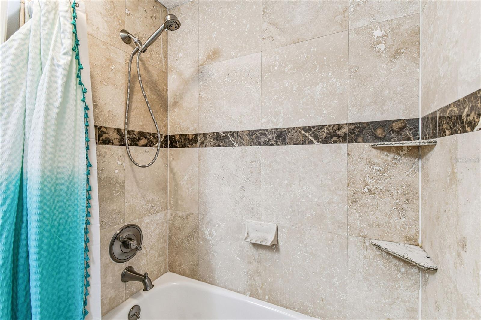 SHOREVIEW PH 2 - Residential