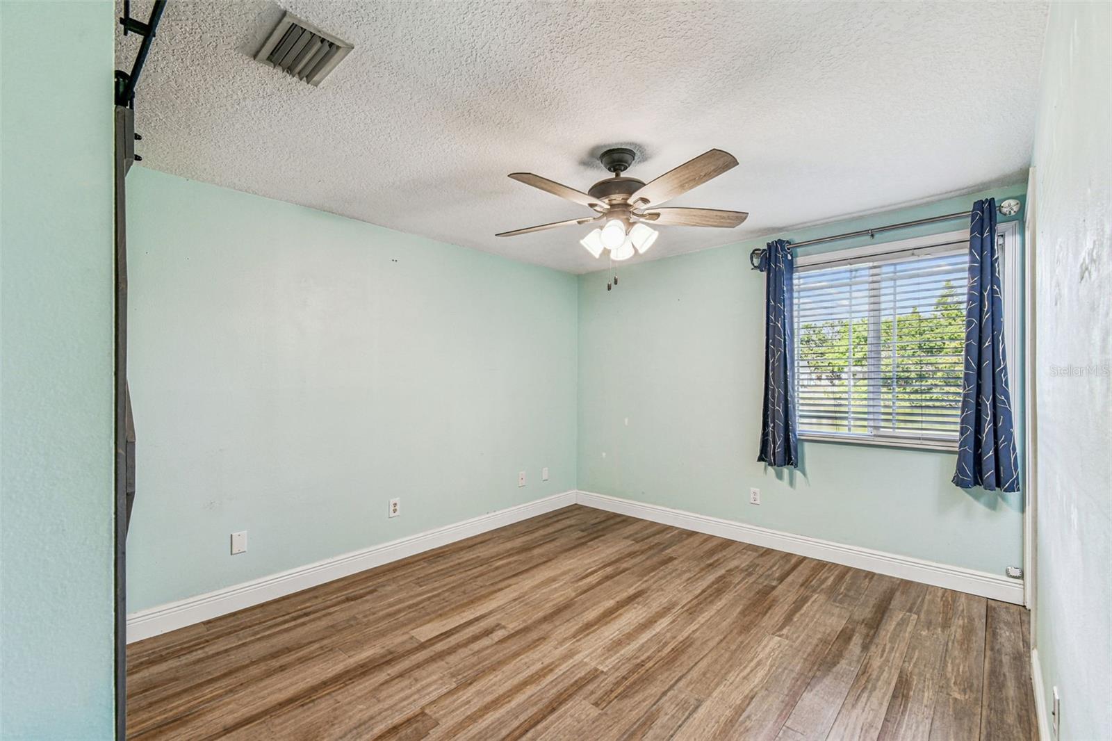 SHOREVIEW PH 2 - Residential