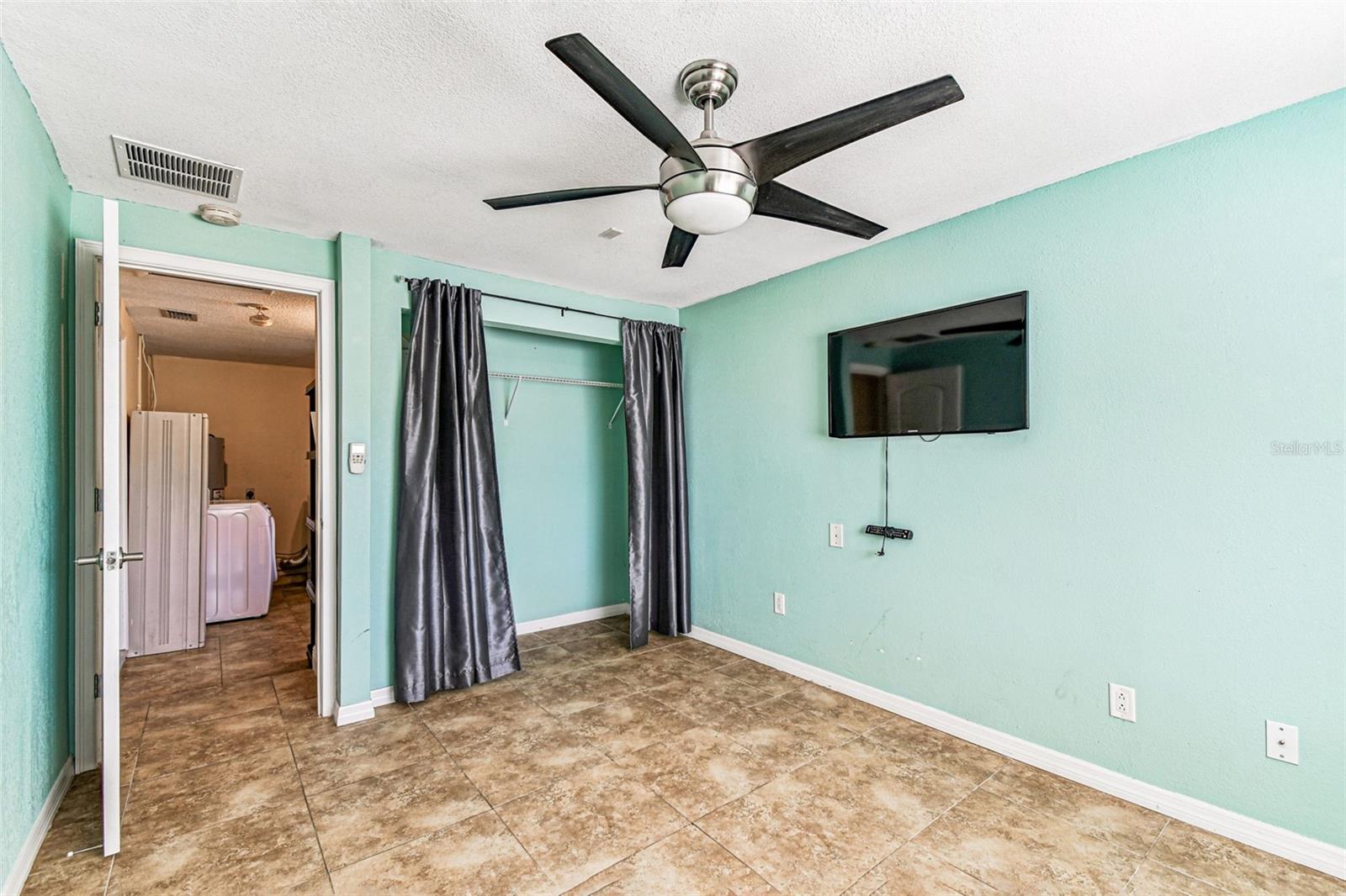 SHOREVIEW PH 2 - Residential