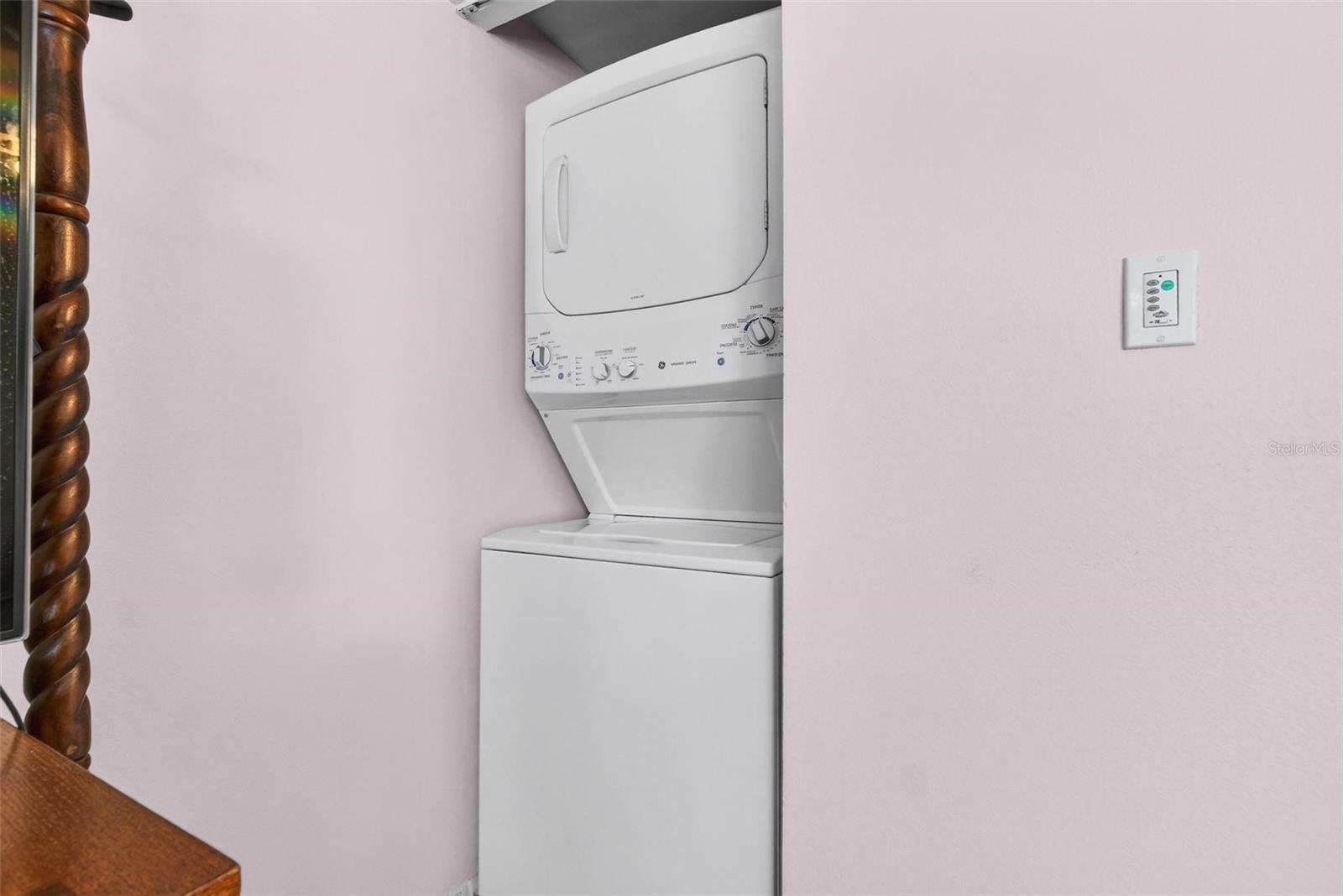 ON TOP OF THE WORLD - Residential