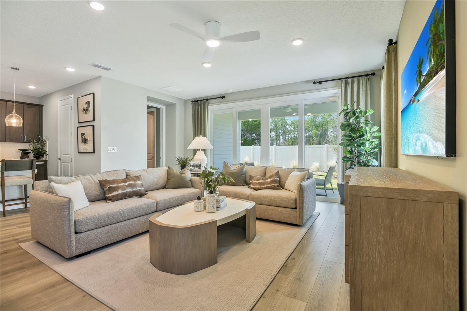 SEMINOLE PALMS - Residential