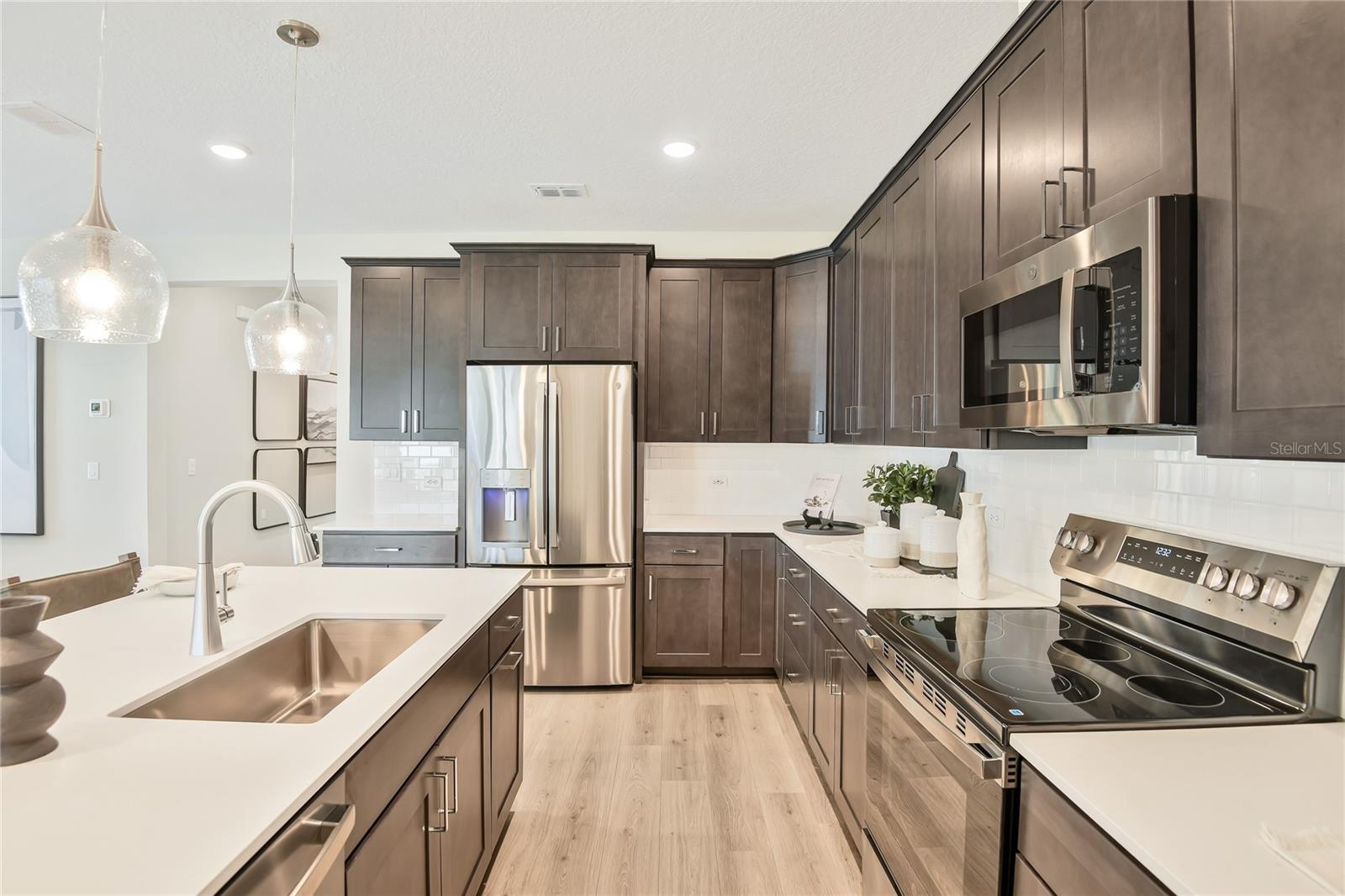 SEMINOLE PALMS - Residential