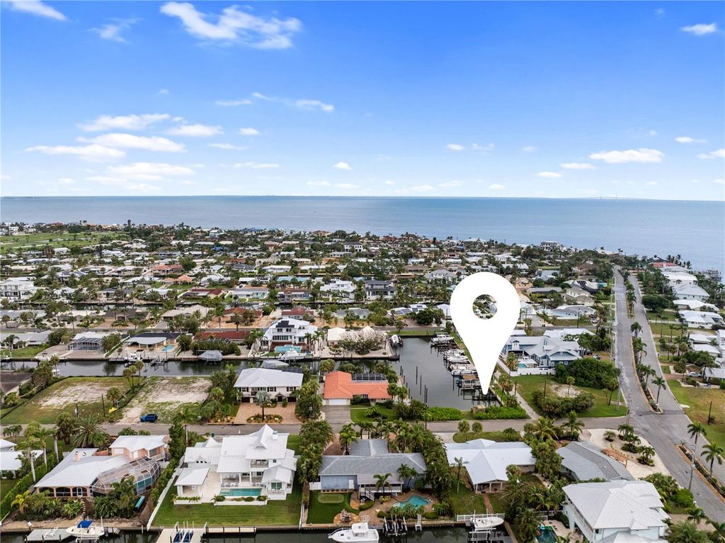 Photo of 3 Baronet Lane, Holmes Beach, FL 34217 (MLS # A4661451)