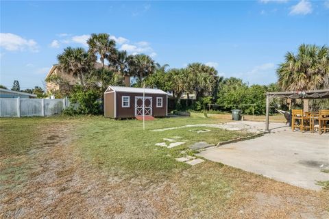 A home in DAYTONA BEACH