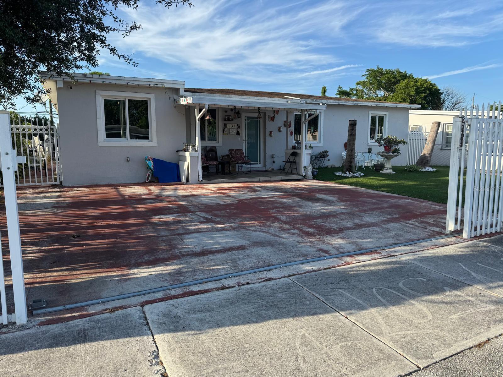 131 E 39TH STREET