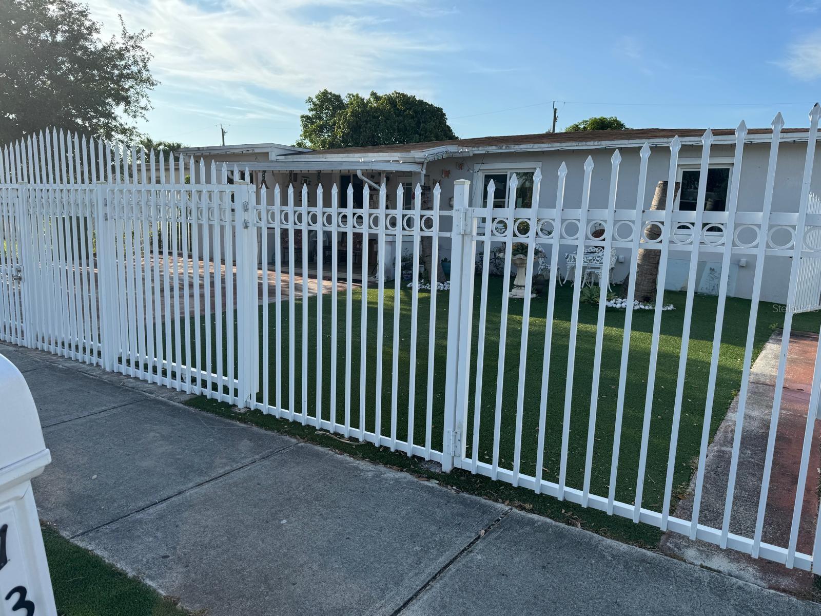 131 E 39TH STREET