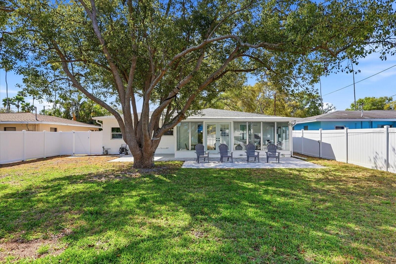 SHORE CREST - Residential