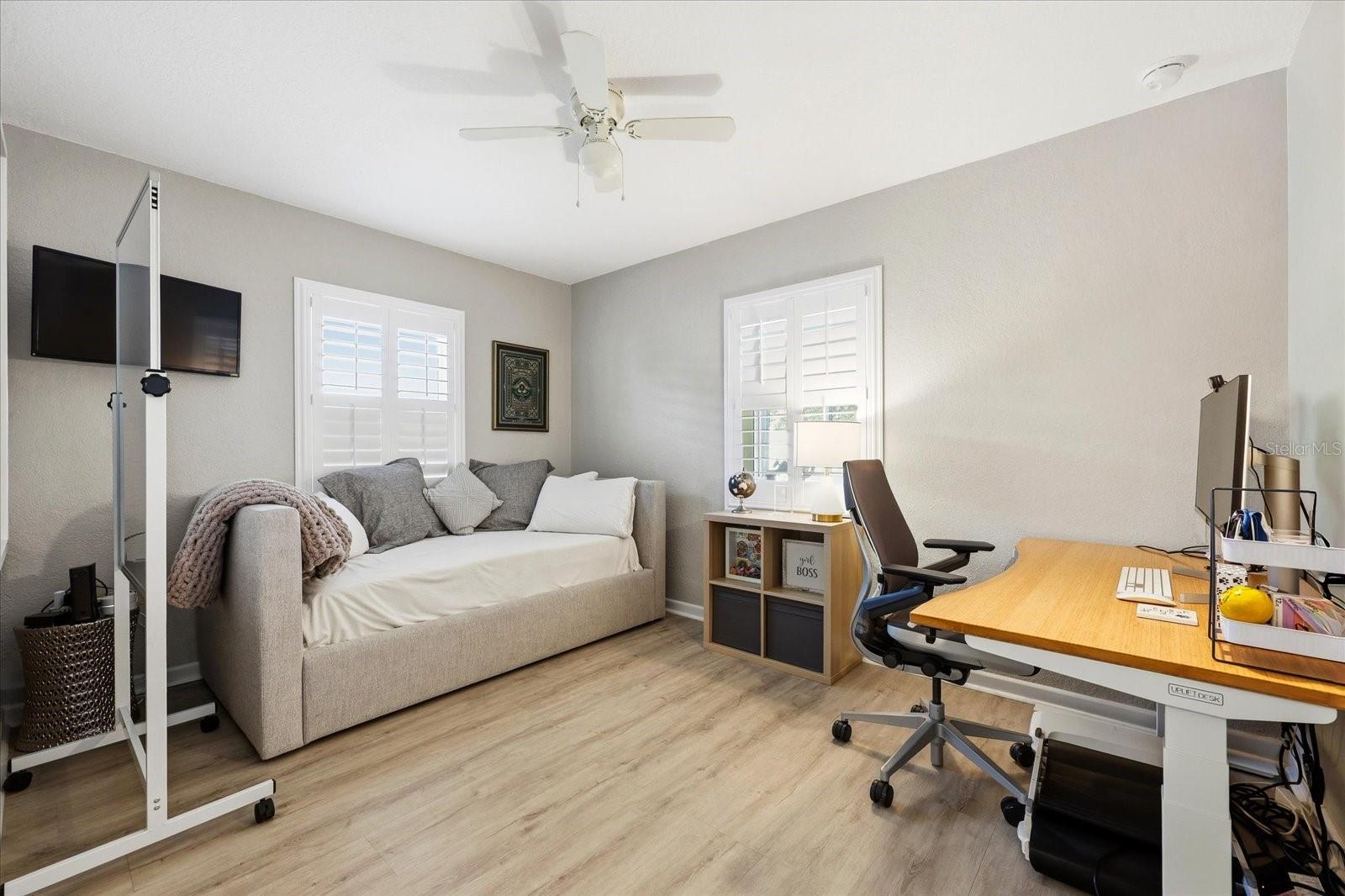 SHORE CREST - Residential