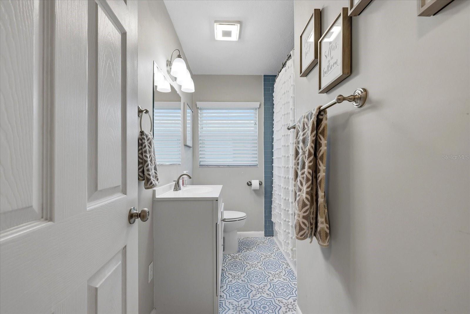 SHORE CREST - Residential