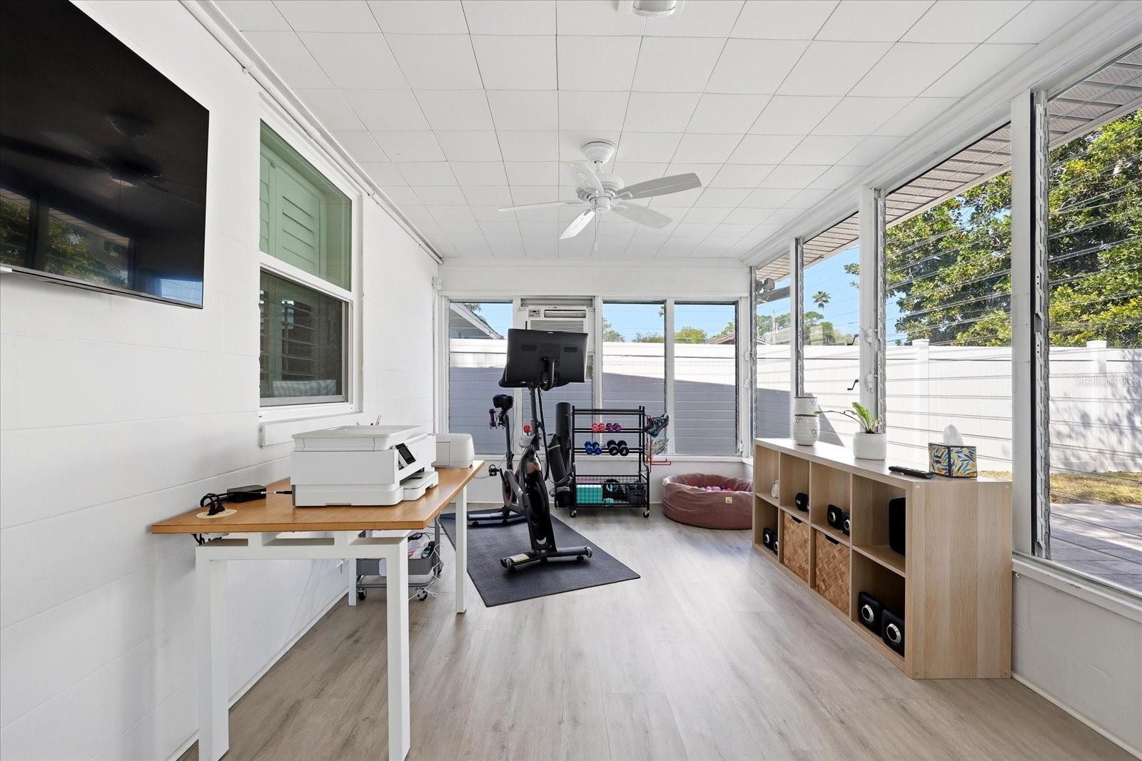 SHORE CREST - Residential