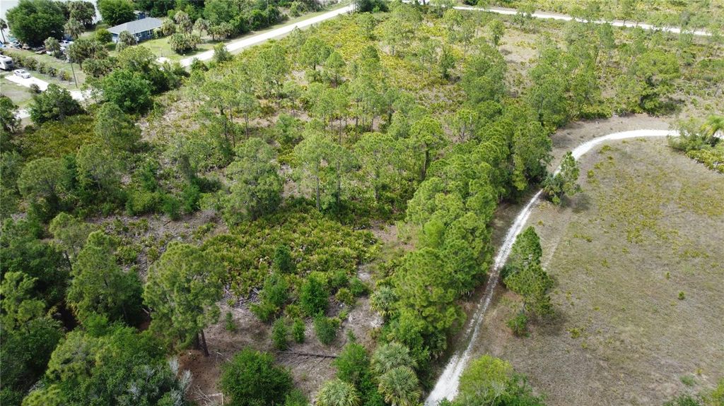 Photo of 27270 Del Rio Drive, Punta Gorda, FL 33955 (MLS # A4690138)