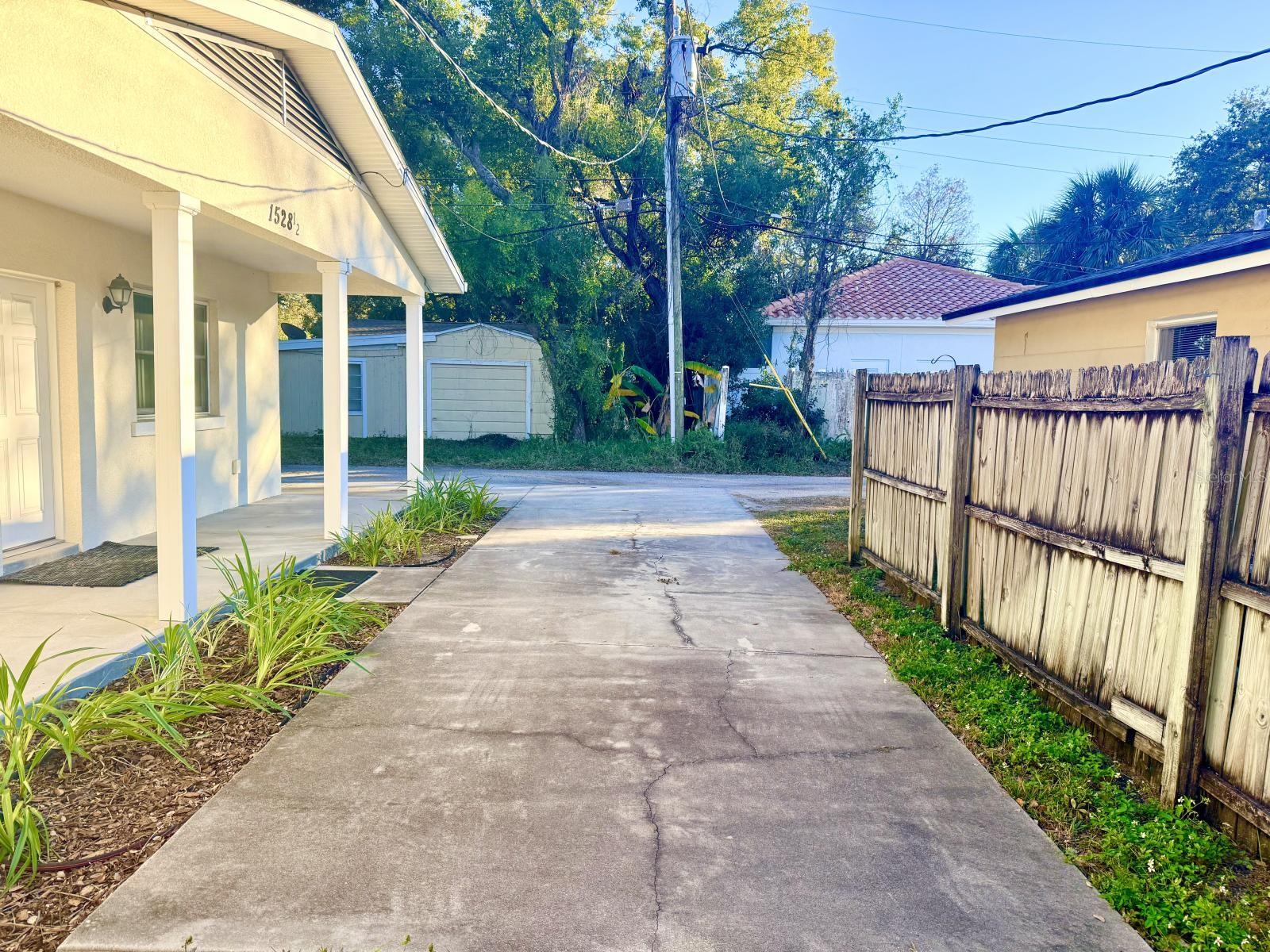 ROUSE MANOR - Residential Lease