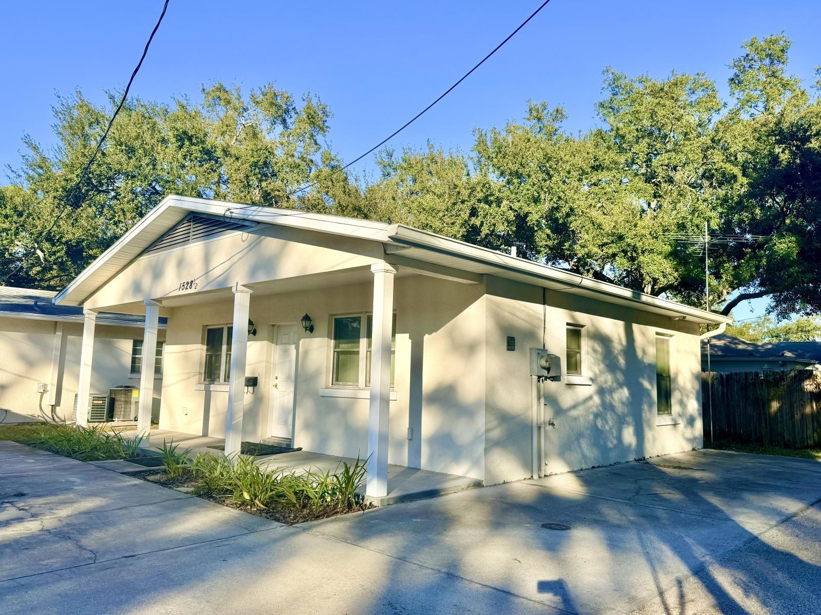 ROUSE MANOR - Residential Lease