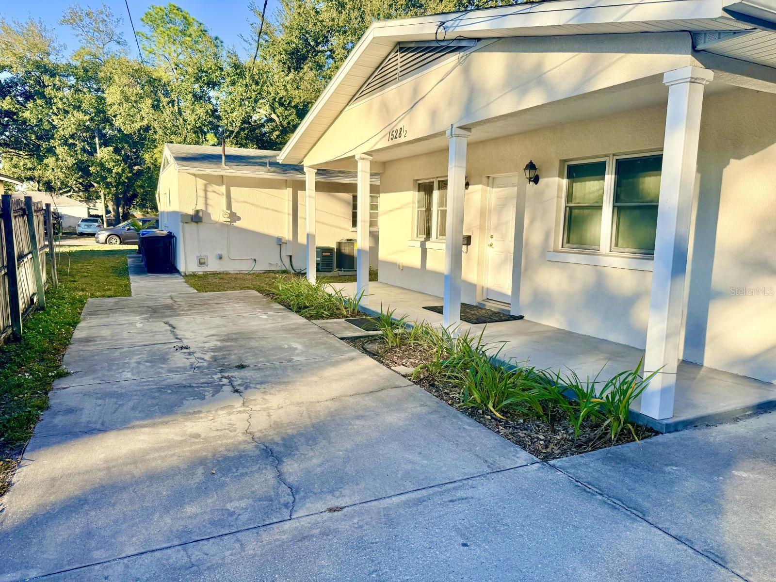 ROUSE MANOR - Residential Lease