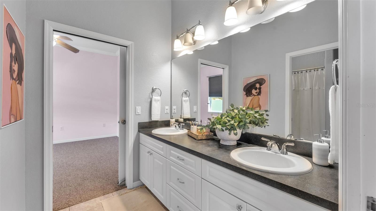 ORANGEWOOD COURT - Residential