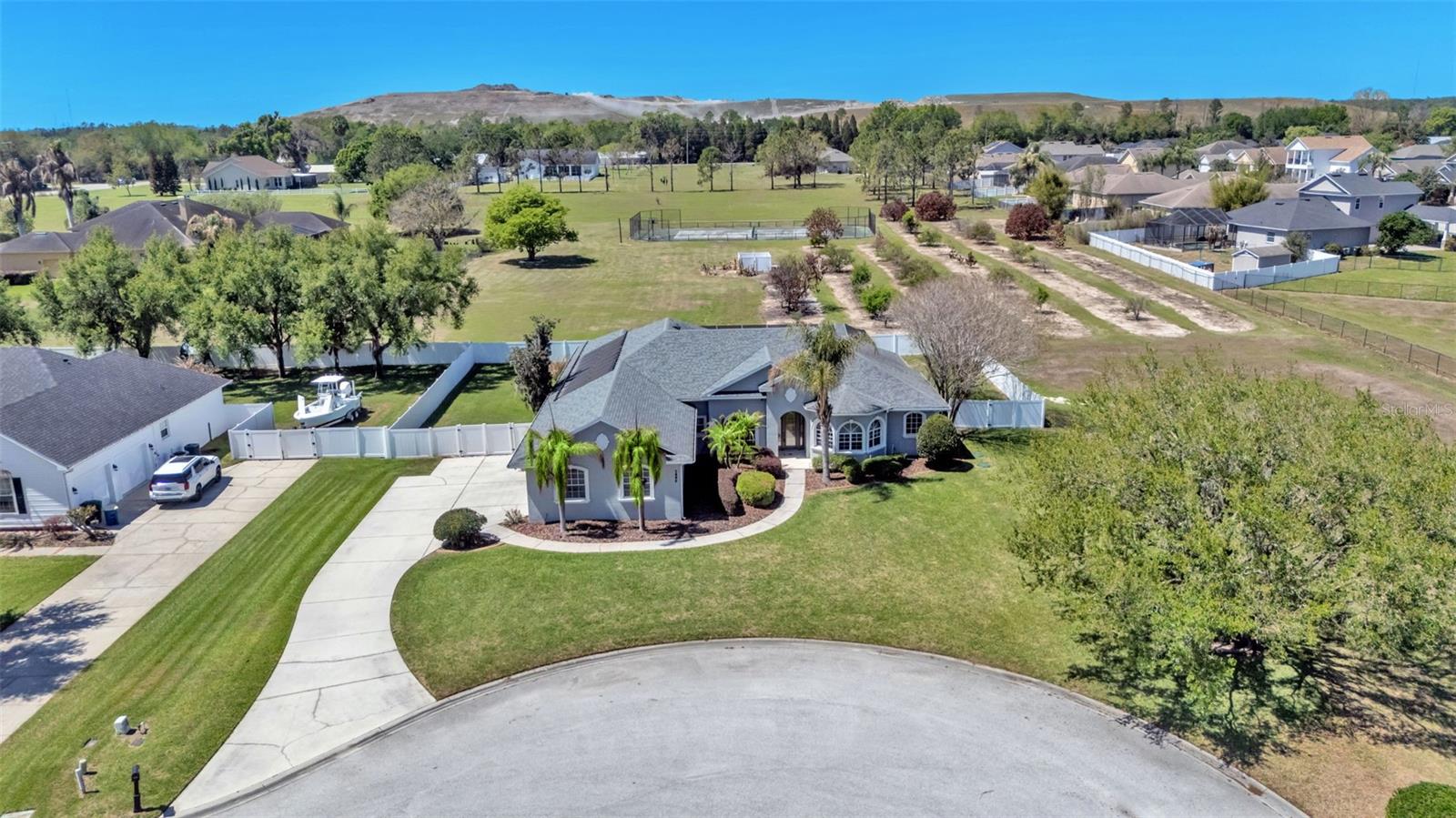 ORANGEWOOD COURT - Residential