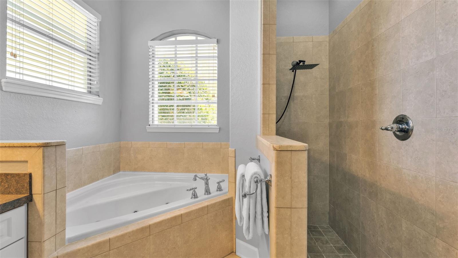 ORANGEWOOD COURT - Residential