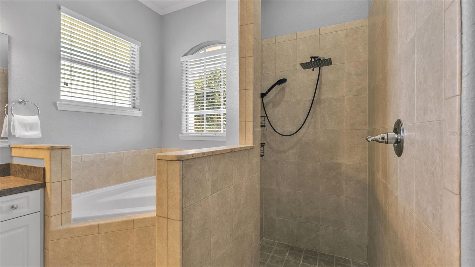 ORANGEWOOD COURT - Residential