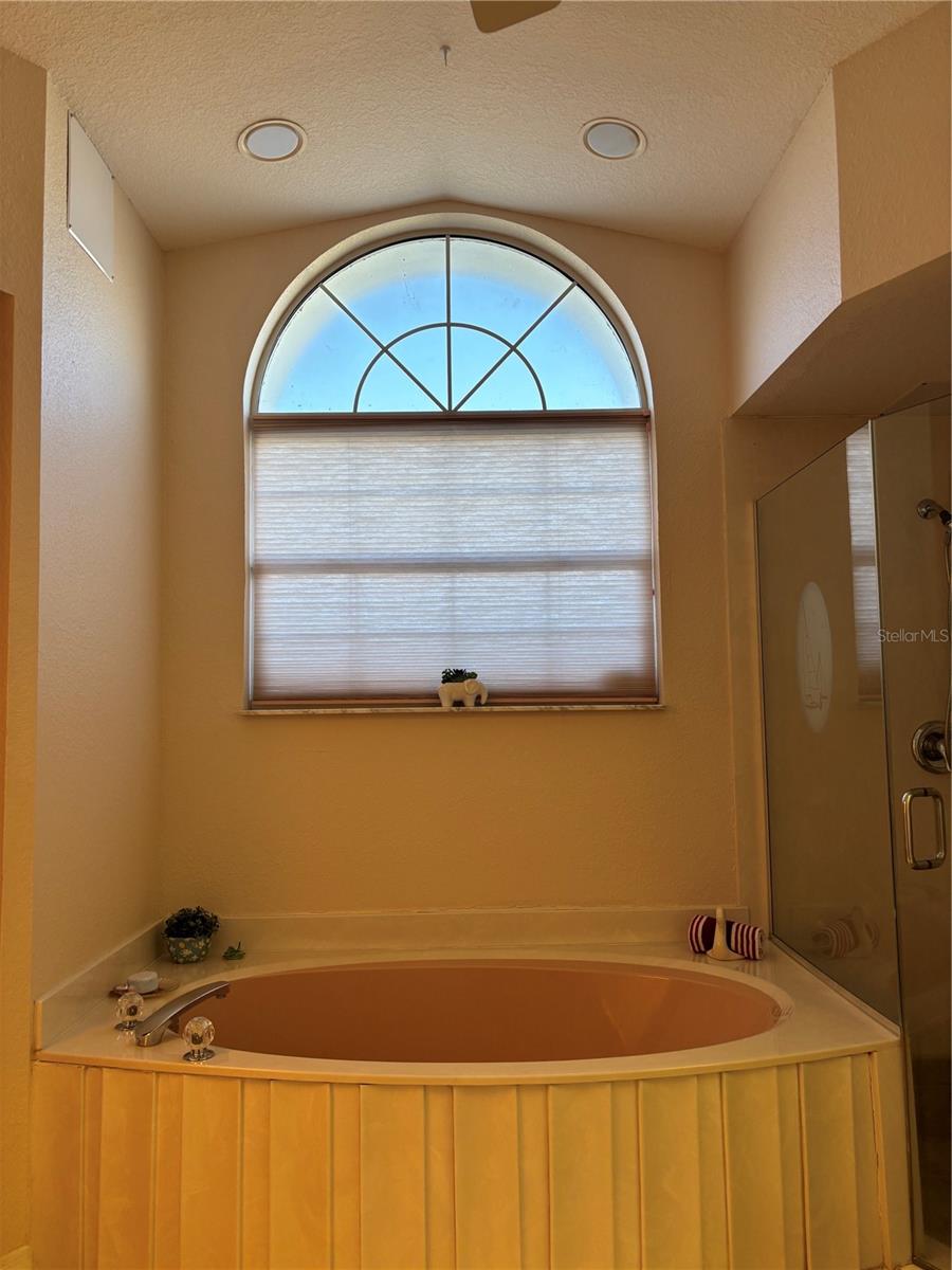 ROTONDA WEST PEBBLE BEACH - Residential