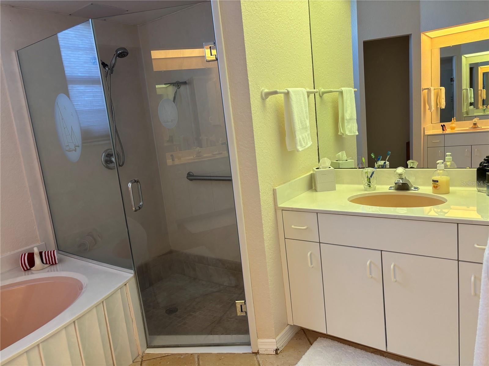 ROTONDA WEST PEBBLE BEACH - Residential