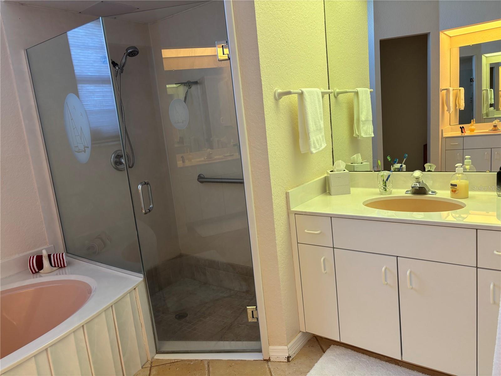 ROTONDA WEST PEBBLE BEACH - Residential