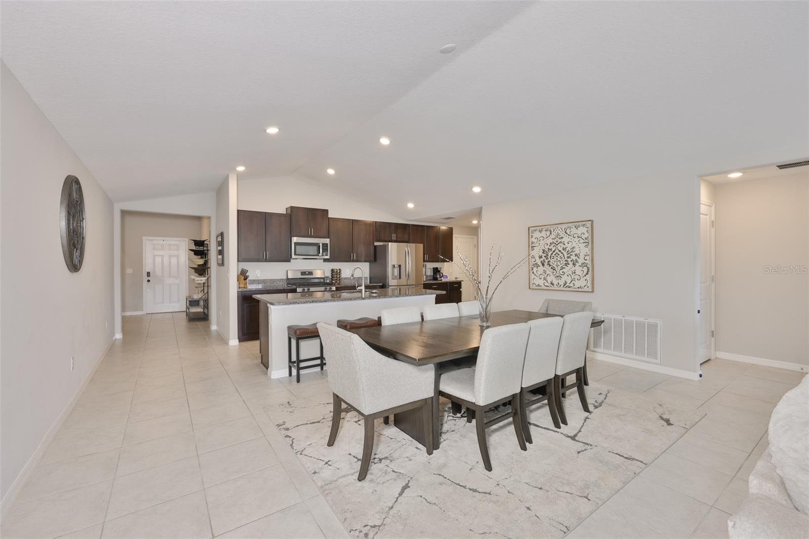 BELMONT SOUTH PH 2F - Residential